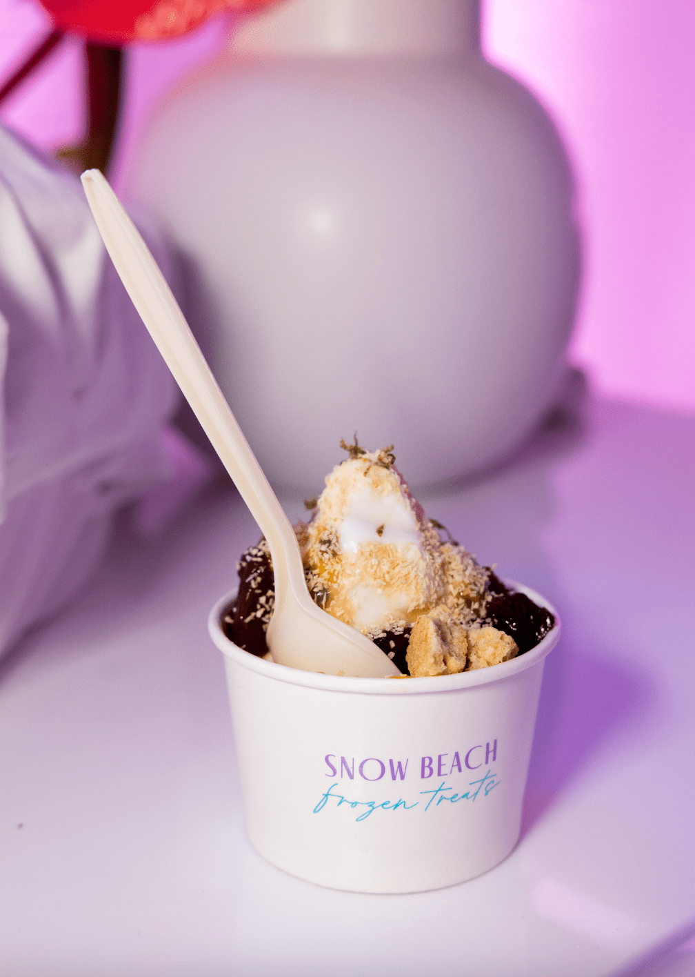 Snow Beach Frozen Treats soft-serve bar with key lime pie and lime in the coconut flavors, Miami celebrity chef activation.
