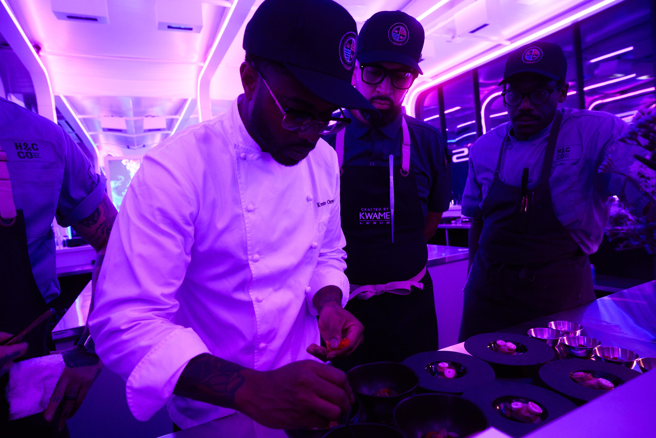 Lexus_ArtBasel_EVT25_BeachHouse_Malbon_Mutiny_MFH_4732